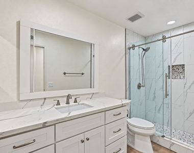 2044 Foothill Drive - Photo Thumbnail 23