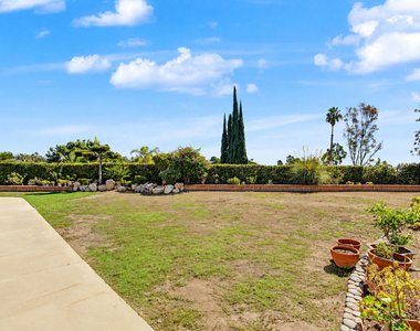 2044 Foothill Drive - Photo Thumbnail 39