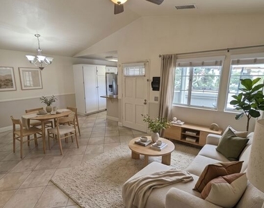 7320 Greenhaven Avenue - Photo Thumbnail 3