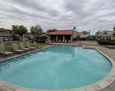 7320 Greenhaven Avenue - Photo Thumbnail 9