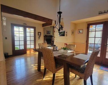 280 Casanova Street - Photo Thumbnail 10