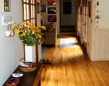 280 Casanova Street - Photo Thumbnail 5