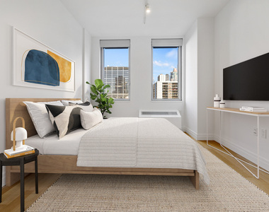 550 West 54th Street - Photo Thumbnail 1