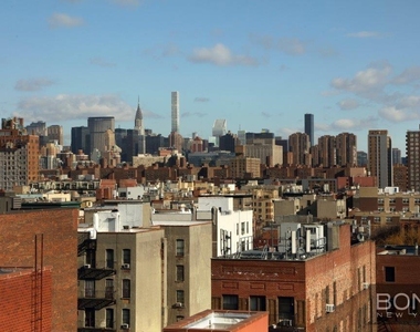 East 2nd Street - Photo Thumbnail 6