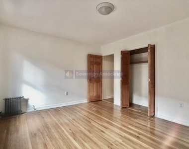 183 Pinehurst Avenue - Photo Thumbnail 12