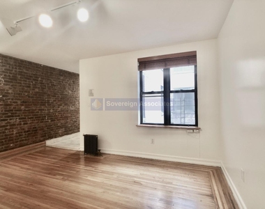 183 Pinehurst Avenue - Photo Thumbnail 3