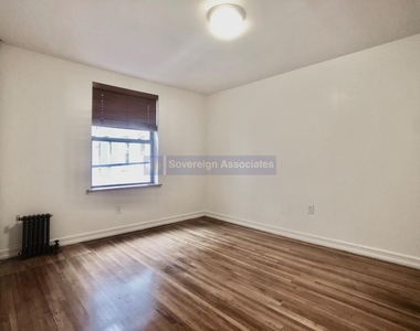 183 Pinehurst Avenue - Photo Thumbnail 7