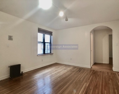 183 Pinehurst Avenue - Photo Thumbnail 2