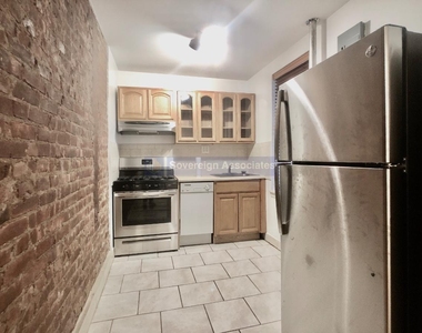 183 Pinehurst Avenue - Photo Thumbnail 5
