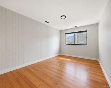 30 Sycamore Court - Photo Thumbnail 4