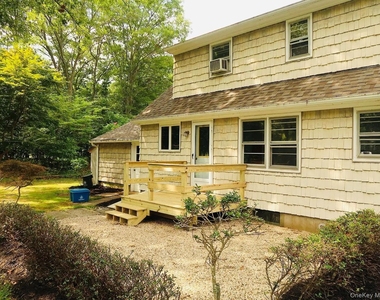 63 Hunter Avenue - Photo Thumbnail 1