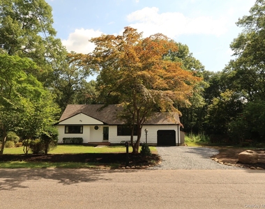 63 Hunter Avenue - Photo Thumbnail 13