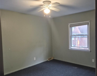 16626 Gothic Drive - Photo Thumbnail 5