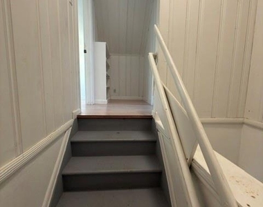 345 Walton Street - Photo Thumbnail 21