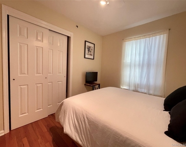 1804 Dorset Drive - Photo Thumbnail 19