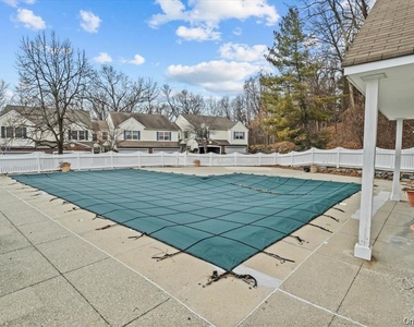 1804 Dorset Drive - Photo Thumbnail 25