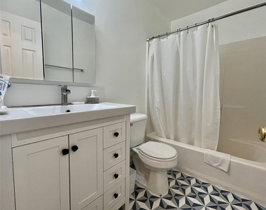 1804 Dorset Drive - Photo Thumbnail 22