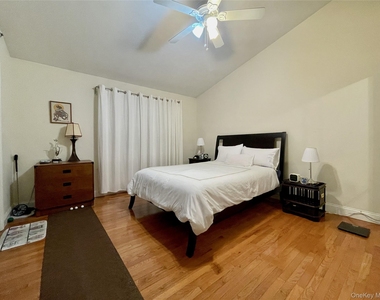1804 Dorset Drive - Photo Thumbnail 13