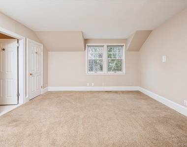10 Old Jackson Avenue - Photo Thumbnail 23