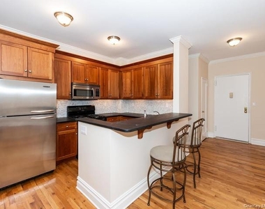 111 7th Street - Photo Thumbnail 8