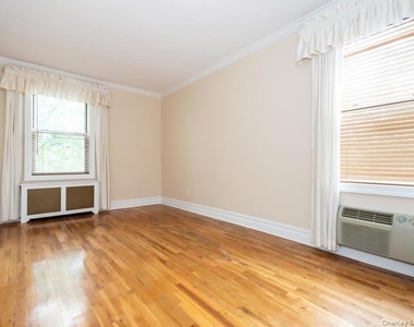 111 7th Street - Photo Thumbnail 11