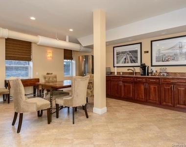 111 7th Street - Photo Thumbnail 19