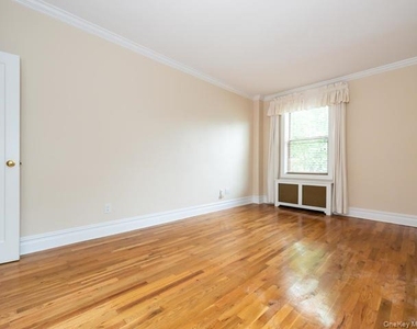 111 7th Street - Photo Thumbnail 14