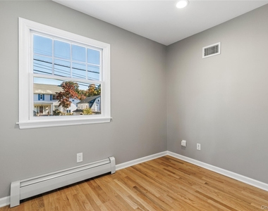 169 Church Street - Photo Thumbnail 9