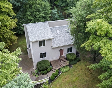 305 Oak Lane - Photo Thumbnail 42