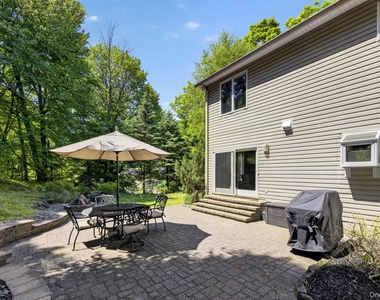 305 Oak Lane - Photo Thumbnail 35