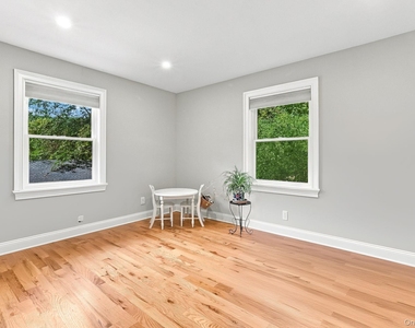 11 Hill Lane - Photo Thumbnail 26