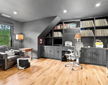 11 Hill Lane - Photo Thumbnail 16