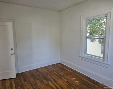 420 Bedford Avenue - Photo Thumbnail 20