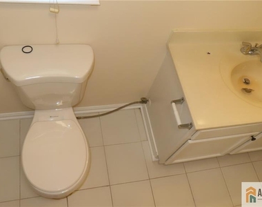 26 Henry Street - Photo Thumbnail 20