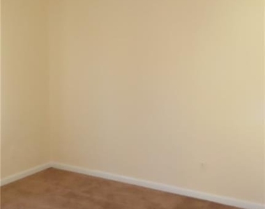 26 Henry Street - Photo Thumbnail 17