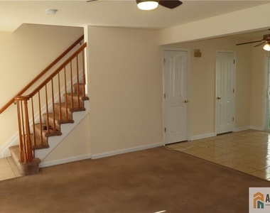 26 Henry Street - Photo Thumbnail 4