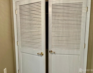 634 Masterson Court - Photo Thumbnail 16