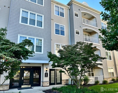 634 Masterson Court - Photo Thumbnail 1