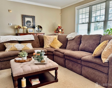 634 Masterson Court - Photo Thumbnail 6