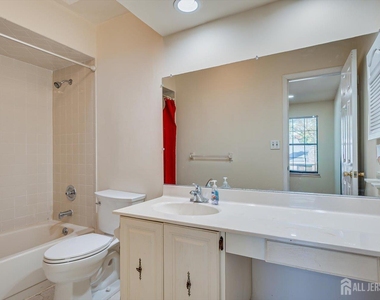 1402 Timber Oaks Road - Photo Thumbnail 26