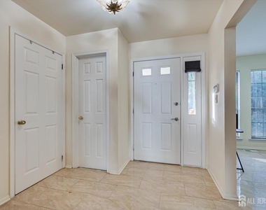 1402 Timber Oaks Road - Photo Thumbnail 7