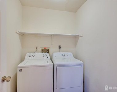 1402 Timber Oaks Road - Photo Thumbnail 27