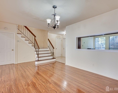1402 Timber Oaks Road - Photo Thumbnail 11