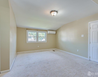 17 Marsad Drive - Photo Thumbnail 21