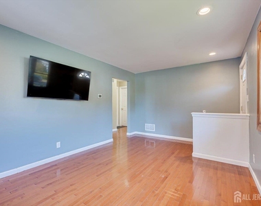 17 Marsad Drive - Photo Thumbnail 4