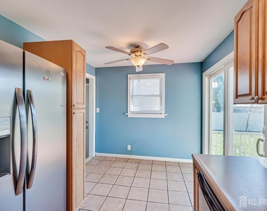 17 Marsad Drive - Photo Thumbnail 10