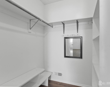 85 Caitlin Court - Photo Thumbnail 15