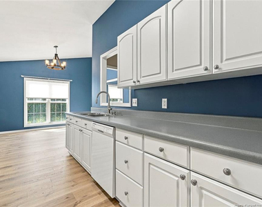 3186 Henley Road - Photo Thumbnail 4