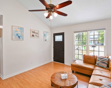 1508 Malta Avenue - Photo Thumbnail 9