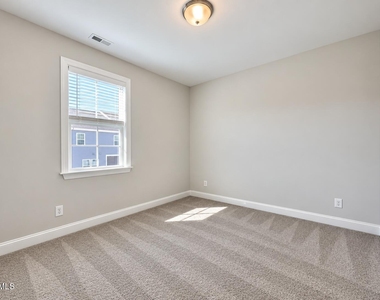 835 Napier Drive - Photo Thumbnail 29